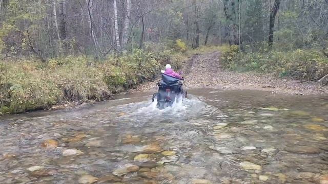 Квадроцикл 125 кубов. Брод, камни, грязь. смотреть онлайн