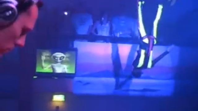 Tiesto @Matrix 04-05-2005 смотреть онлайн