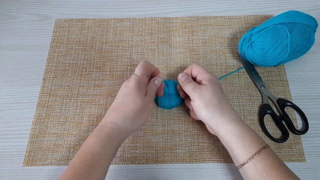 МИШКА из ПОМПОНОВ своими руками // BEAR POM POM // ПОДЕЛКИ из ниток пряжи // смотреть онлайн