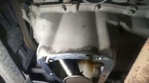 Toyota Passo Sette, 3sz-ve, достаём поломанный щуп со снятием поддона.