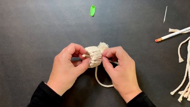 Free Macrame Gnome Ornament Pattern / Winter Hat Gnome Ornament / Beginner Macrame / Gnomes DIY смотреть онлайн