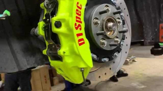NISSAN SENTRA B18 仙草 /煞車系統改裝D1 spec SRS 鍛造六活塞卡鉗+355mm浮動碟+後加大碟盤組合 смотреть онлайн