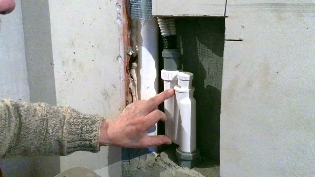 Сифон для дренажа кондиционера в канализацию. Вариант установки