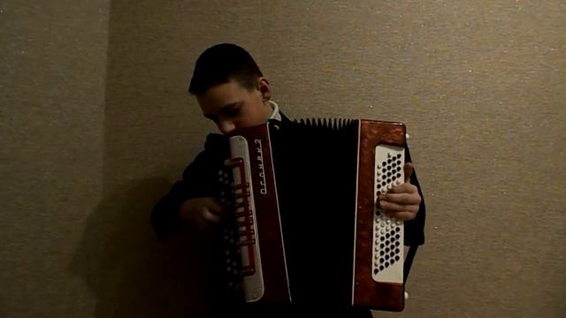 Классная песня на баяне (сонатына) смотреть онлайн