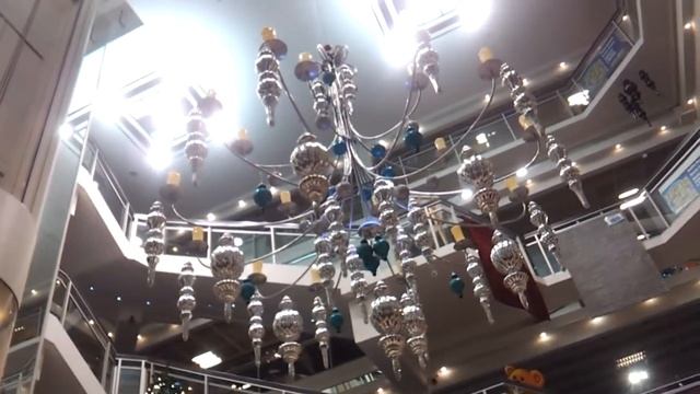 У "вертушки"(второго входа). Магазин Möbel Inhofer. 9 часть. Взгляд с коляски. Vlog. Senden. German смотреть онлайн