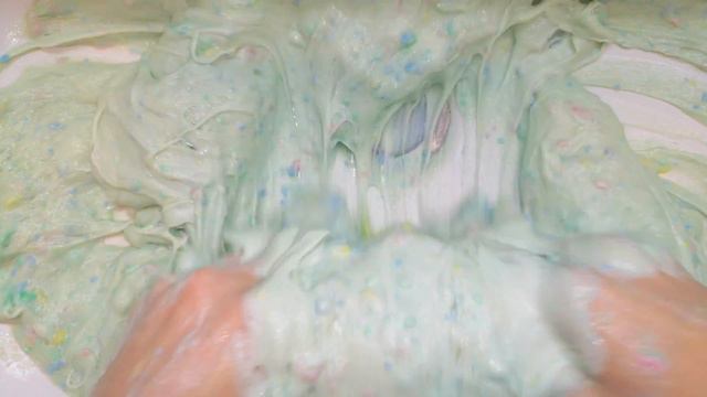 САМОЕ ЯРКОЕ РАЗМОКШЕЕ МЫЛО! РАЗМОКЛО В НОЛЬ/ЖМЯК ЖЕСТКОЙ ГУБКОЙ/SOAKED SOAP смотреть онлайн