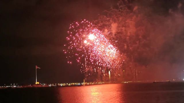 салют на миллион долларов в Абу Даби 2023г  Magnificent Firework Abu Dhabi 2023 #accessbars