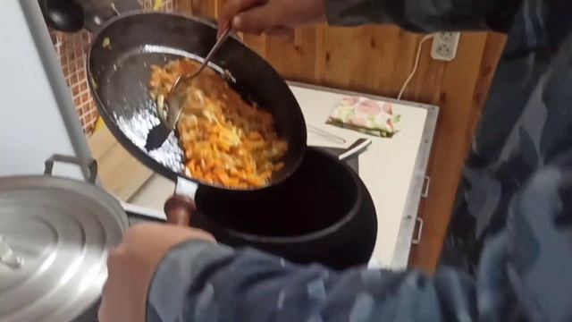 зима в деревне! баня, дрова, гороховая каша в печи. смотреть онлайн