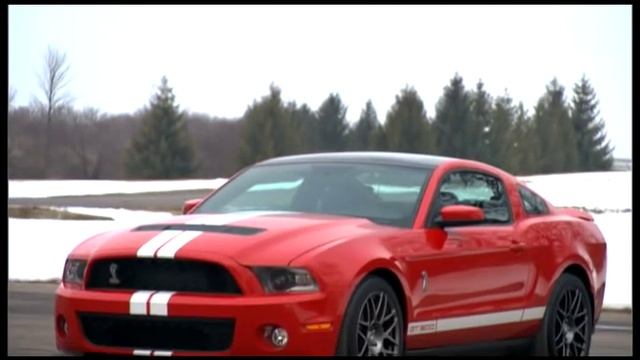 Ford Mustang Shelby GT500 mit 550 PS смотреть онлайн