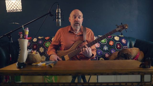 Aaron Gibson - Closet Girls: NPR Tiny Desk Contest Entry смотреть онлайн