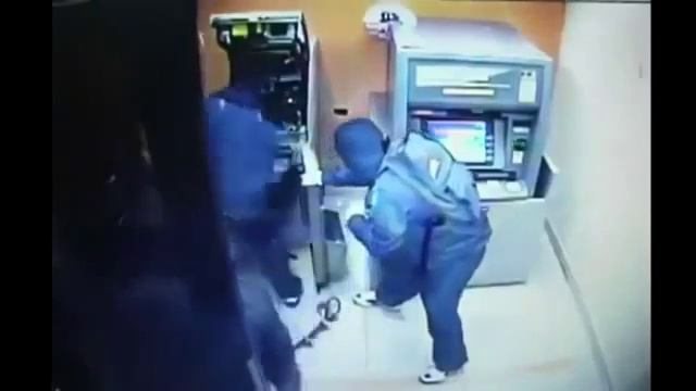 как ограбить банкомат за одну минуту смотреть онлайн