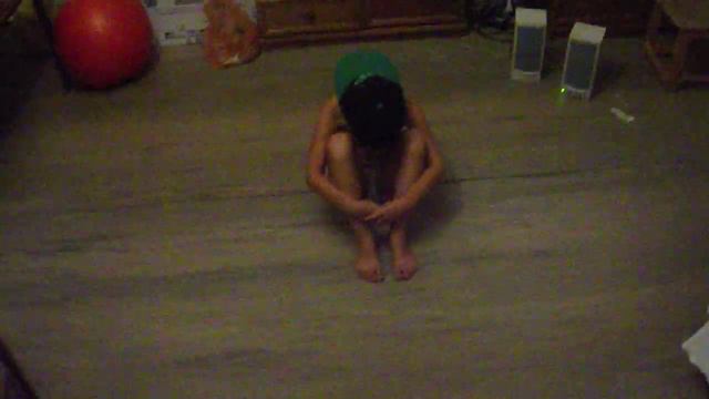 Девочка танцует под Du hast смотреть онлайн