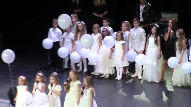 Наталя Могилевская, песня "Спасибо Мама" смотреть онлайн