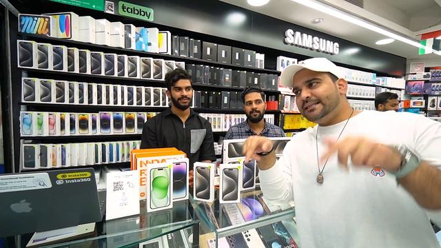 LATEST iPHONE PRICE IN DUBAI | S24 ULTRA PRICE IN DUBAI | IPHONE 15 PRO | SANGEETH GENERAL TRADING смотреть онлайн