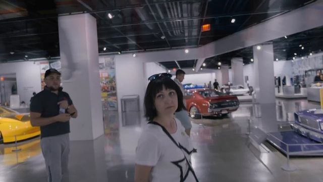 Porsche 911 в Museum Peterson LA зачетные, Porsche's Day. смотреть онлайн