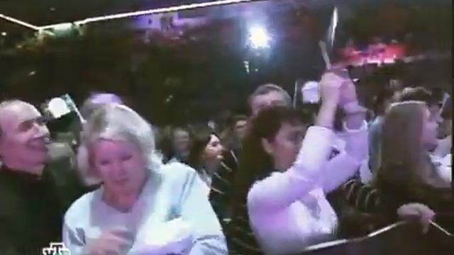 Вика Цыганова–Кому это надо смотреть онлайн