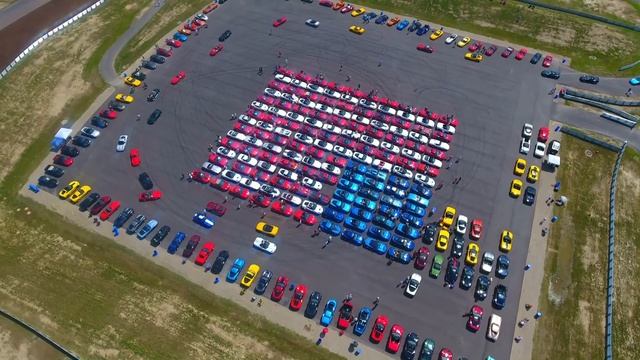 Corvettes on Woodward 2016 - Drive 2 End Hunger смотреть онлайн