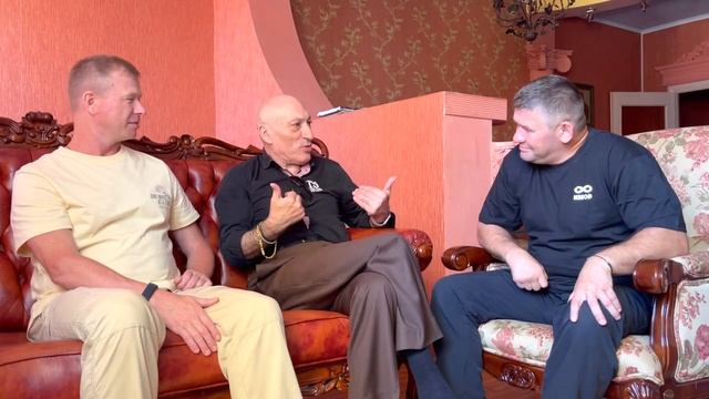 Управление телом и психоэмоциональная коррекция. Специальные гости Михаила Грудева. ИЗВОР смотреть онлайн