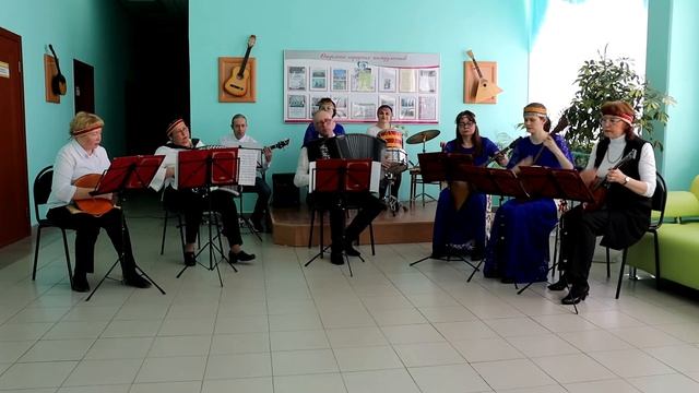 "Фантазии на чувашские темы" в исполнении ансамбля преподавателей "Наигрыш" смотреть онлайн