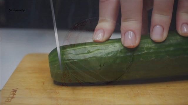 Суперская Закуска из Огурцов за 5 минут, съедается моментально! Cucumber salad смотреть онлайн