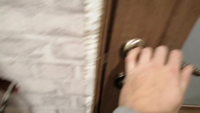 Два дня работы. Установка пяти дверей и откос на входную