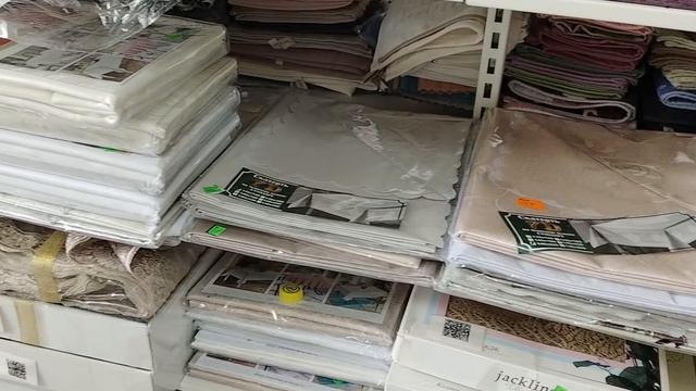 Магазин ТЕКСТИЛЬ, МАТРАСЫ, МЕБЕЛЬ в Горячем ключе!
Большой выбор, подушек, одеял, постельного белья. смотреть онлайн