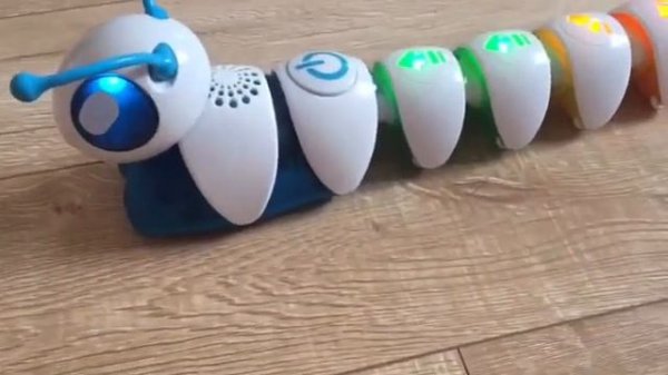 Интерактивная гусеница Фишер прайс/ fisher price