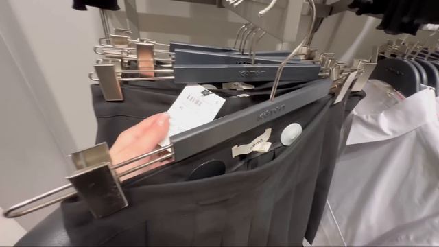 ЦЕНЫ ВЗЛЕТАЮТ И МЫ ВМЕСТЕ С НИМИ ПОТЕРЯЛА МУЖА В ТОРГОВОМ ЦЕНТРЕ смотреть онлайн