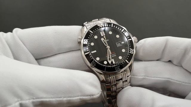 Omega 212.30.41.61.01.001 Seamaster 300m Quartz 41мм смотреть онлайн