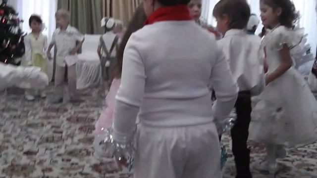 потолок ледяной смотреть онлайн