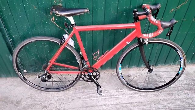 Красный шоссер и колесо на 16 спиц смотреть онлайн