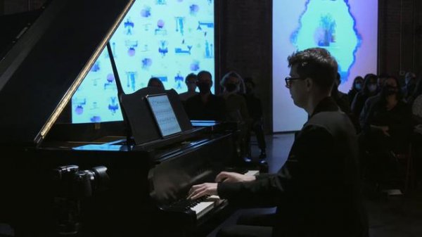 The Scent of Light: NATALON IN E (Simeon ten Holt)