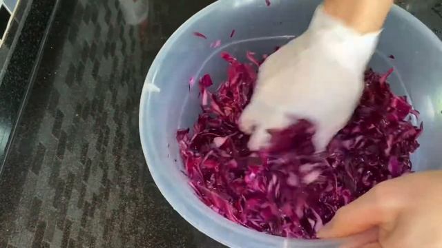 Маринованная красная капуста. Капуста по турецки. Kırmızı lahana turşusu. смотреть онлайн