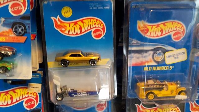 Hot Wheels Chevy Camaro with a few premium and vintage diecast cars #hotwheels #car #diecast #toys смотреть онлайн