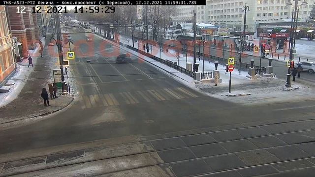 12.12.2021 14-59 Комсомольский проспект, 28 ДТП Пермь смотреть онлайн