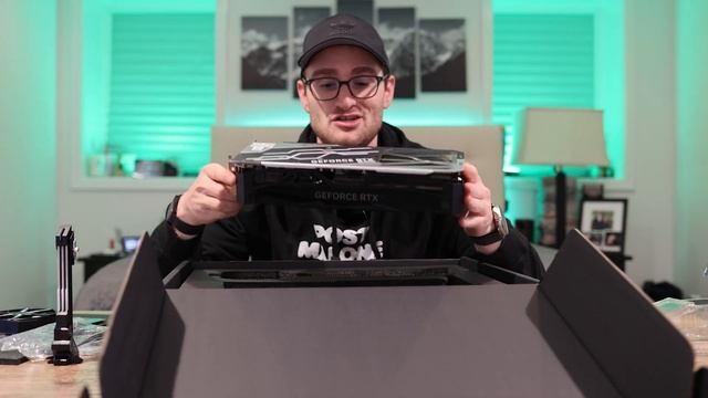 GALAX RTX 4080 SG Unboxing - Size Definitely Matters смотреть онлайн