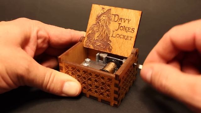 Davy Jones Locket - Pirates Of The Caribbean Music Box By Invenio Crafts