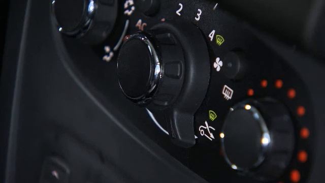 Dacia Logan MCV смотреть онлайн