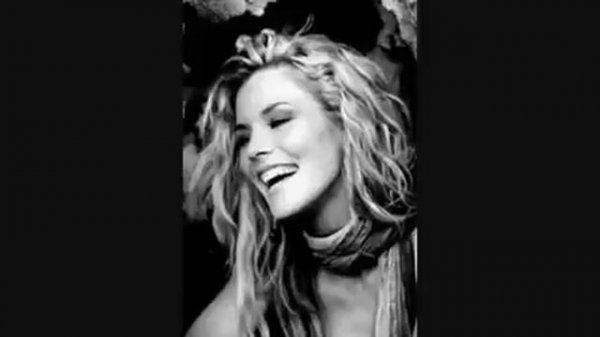 Jennifer Paige - It's Just a little Crush