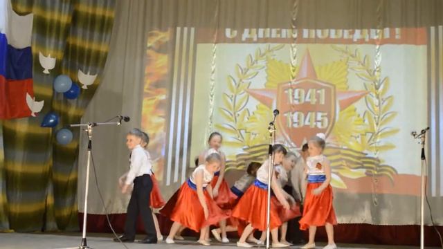 танец Я живу в России