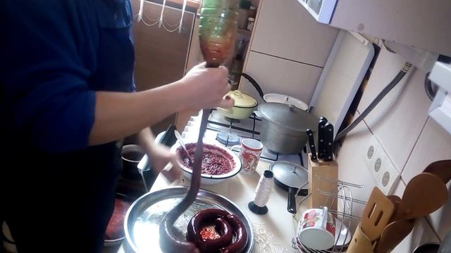 Кровянка начинка кишки смотреть онлайн