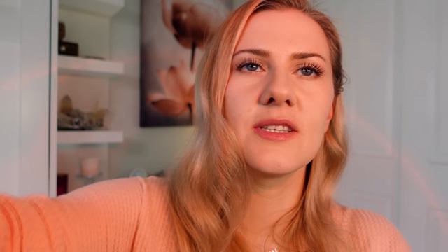 Расчесывание волос и Заколочки • АСМР • Шепот