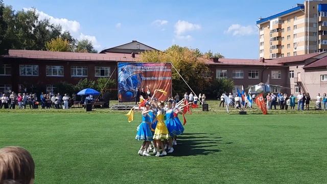 01.09.2022 Линейка 12:00 Школа 21. Танец "Девичья пляска" смотреть онлайн