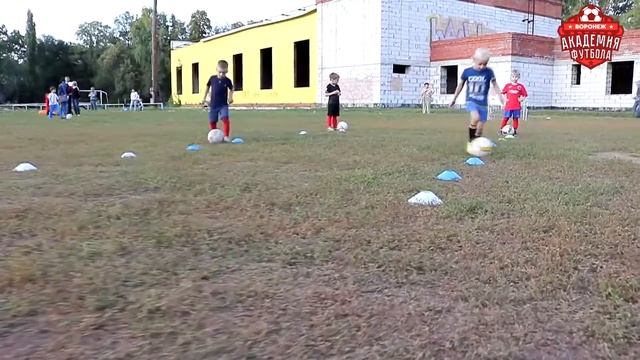 Тренировка Академии футбола смотреть онлайн