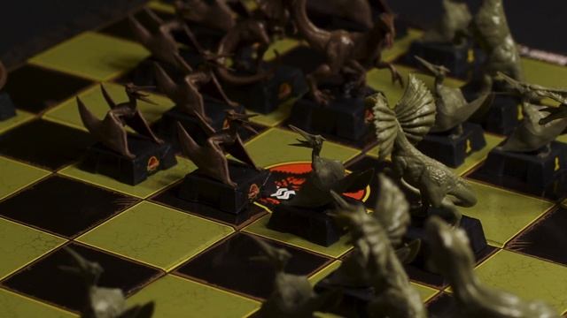 New JURASSIC PARK CHESS SET Close Look | The Noble Collection смотреть онлайн