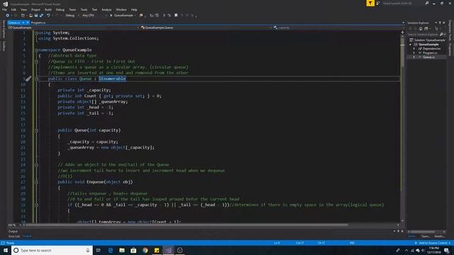 Queue implemented using a circular array in C# смотреть онлайн