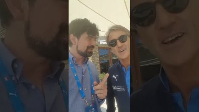 Mr Mancini e Gianfranco Butinar смотреть онлайн