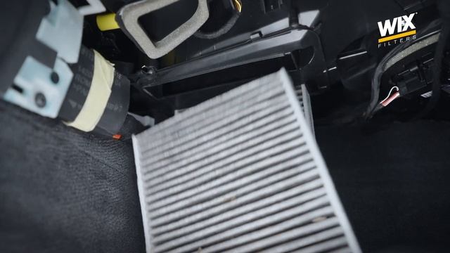 HOW TO REPLACE A WIX FILTERS CABIN FILTER I BMW 5 (G30, G31, F90) I WP2209 смотреть онлайн