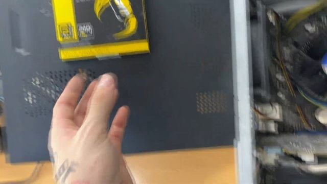 ПОДАРИЛИ ДЕРЕВЕНСКИЙ КОМПЬЮТЕР С МОНИТОРОМ (Д.И.М.) КОМПЬЮТЕР ДЛЯ АВИТО смотреть онлайн