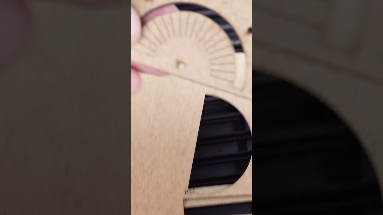 Мастерская в гараже – реально? С лазерным гравером и резаком Snapmaker Ray – ДА! #shorts #3dtool смотреть онлайн